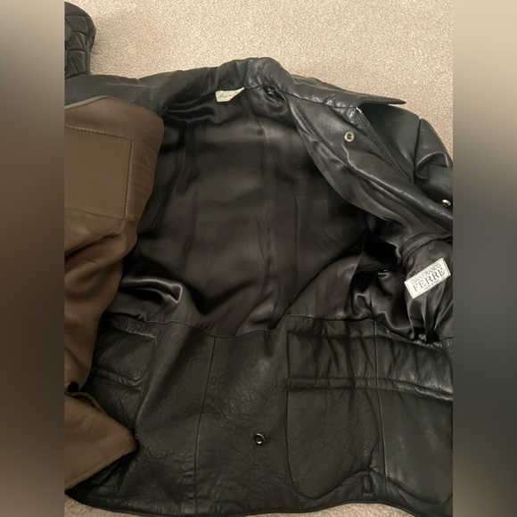 Gianfranco Ferré Quilted Padded Motorcycle Leather Jacket – Black (IT 46) - Picture 12 of 16